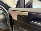 2016-jaguar-xe-20d-portfolio-163ps-small-27