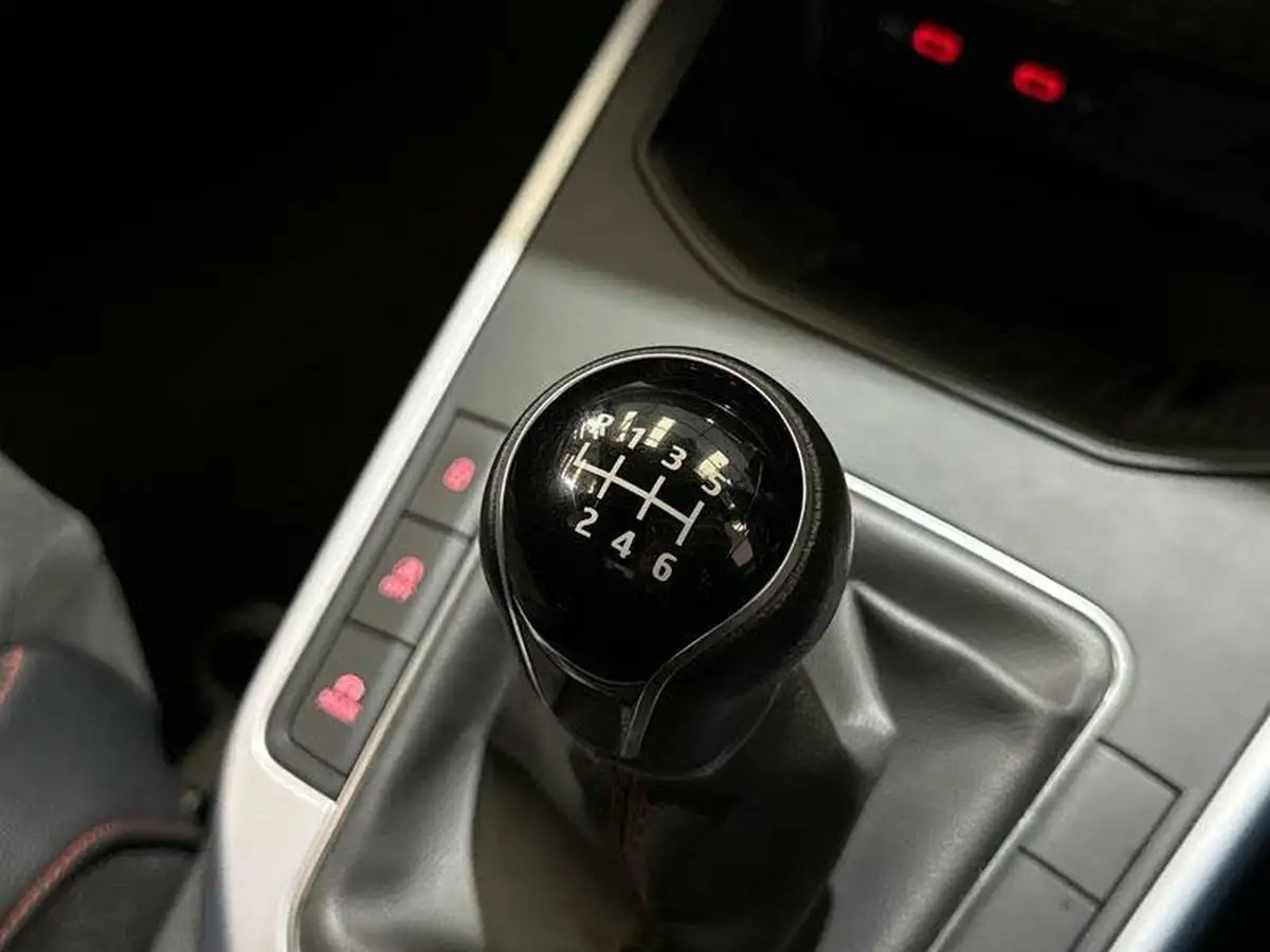 2022-seat-arona-10-tsi-fr-sport-big-21