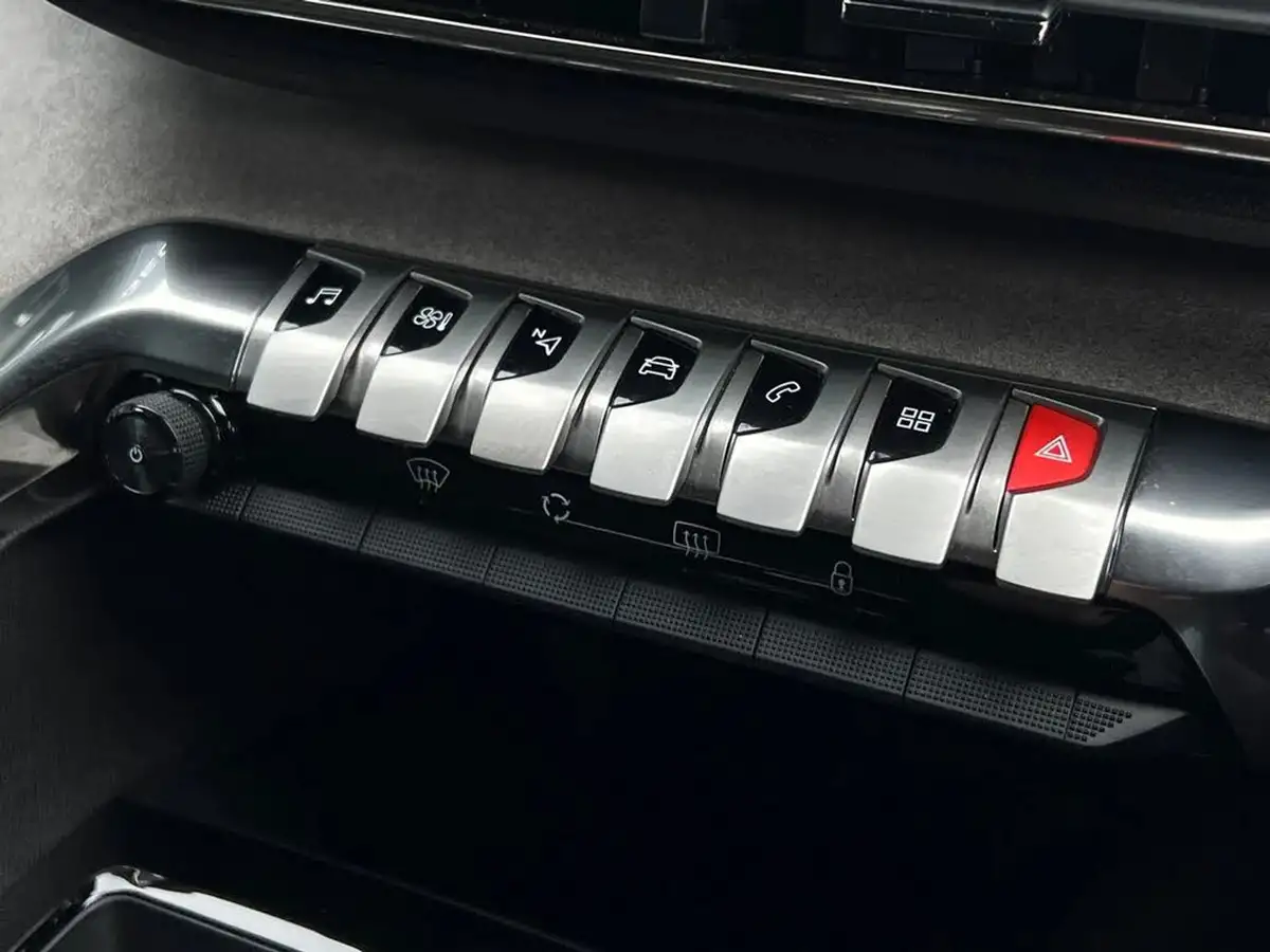 2023-peugeot-5008-suv-12-puretech-gt-130bhp-eat8-big-43
