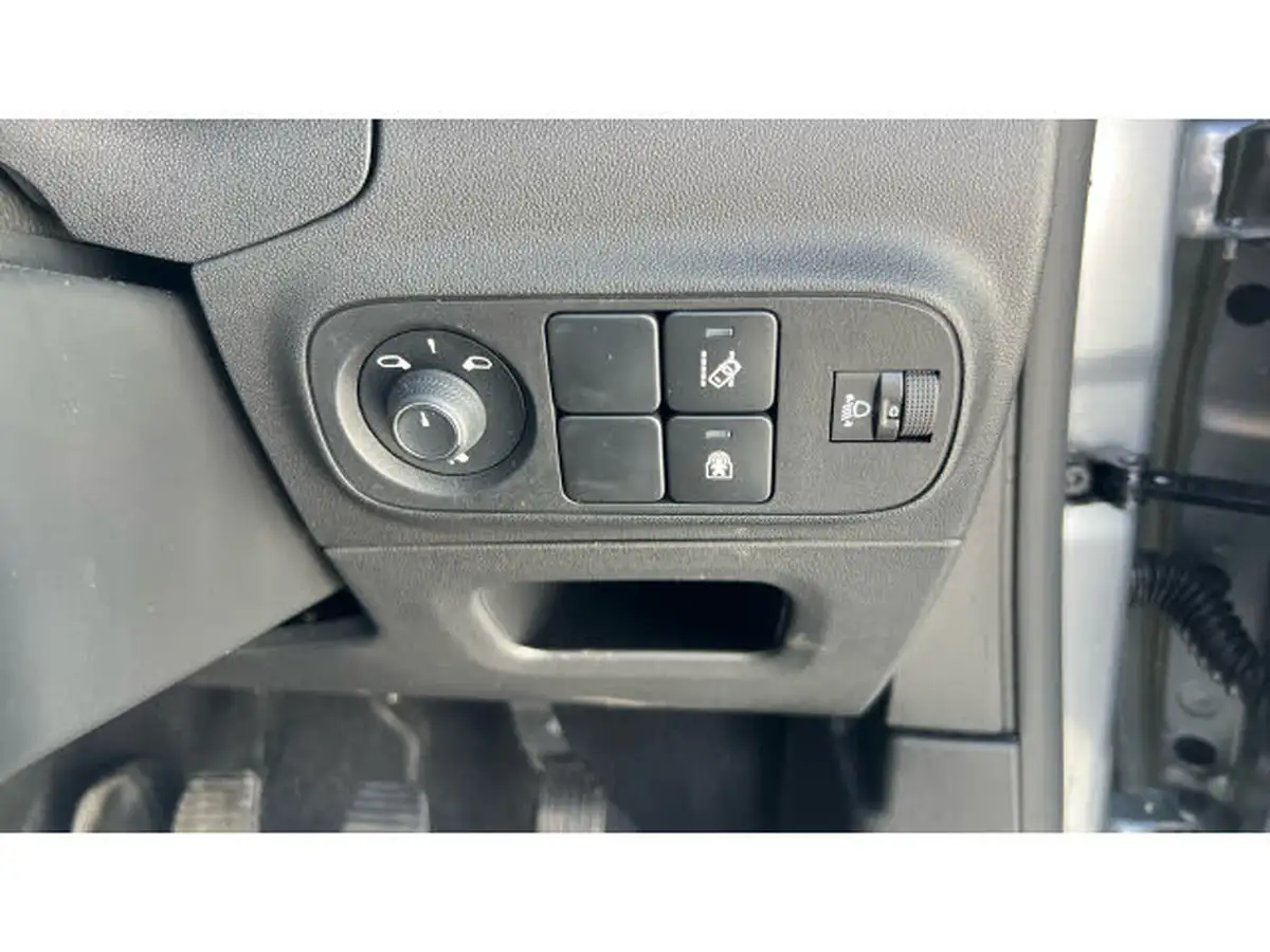 2020-citroen-c3-12-puretech-origins-83ps-big-30