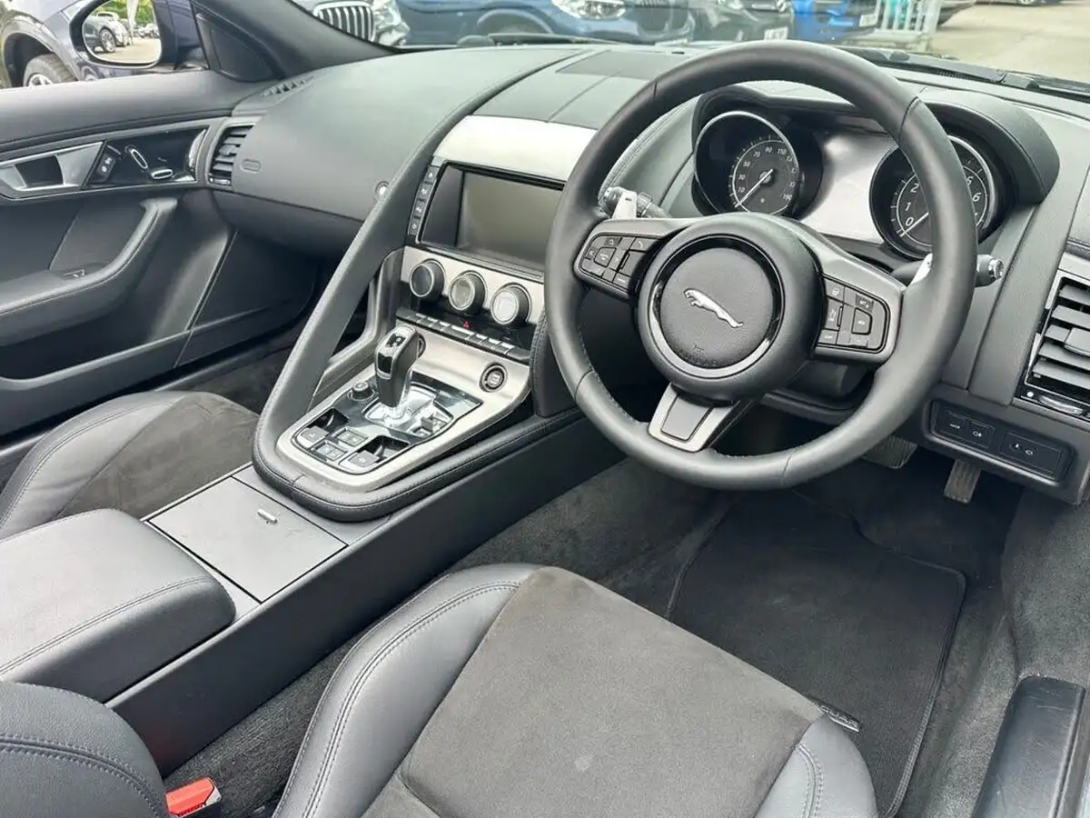 2016-jaguar-f-type-30-v6-sc-convertible-auto-big-11