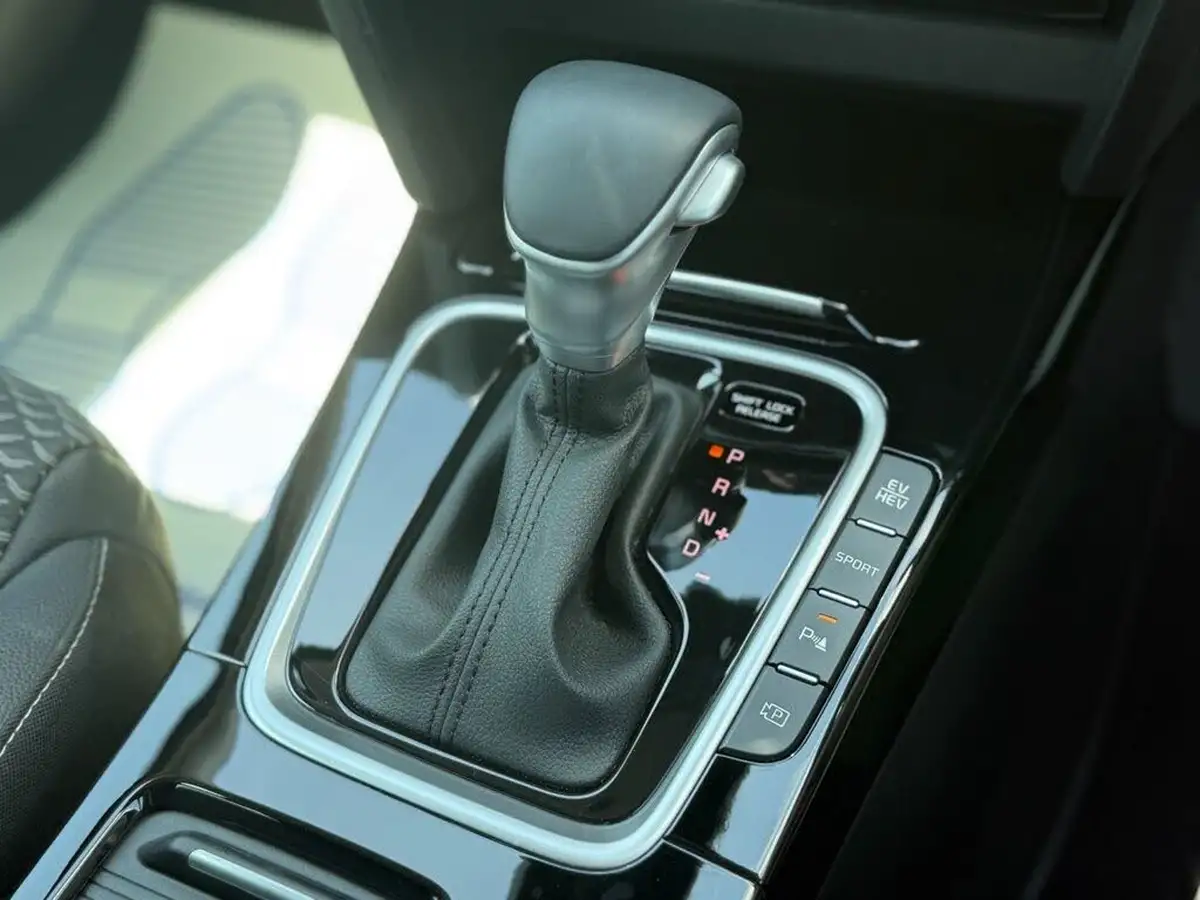 2022-kia-xceed-16-gdi-3-big-26