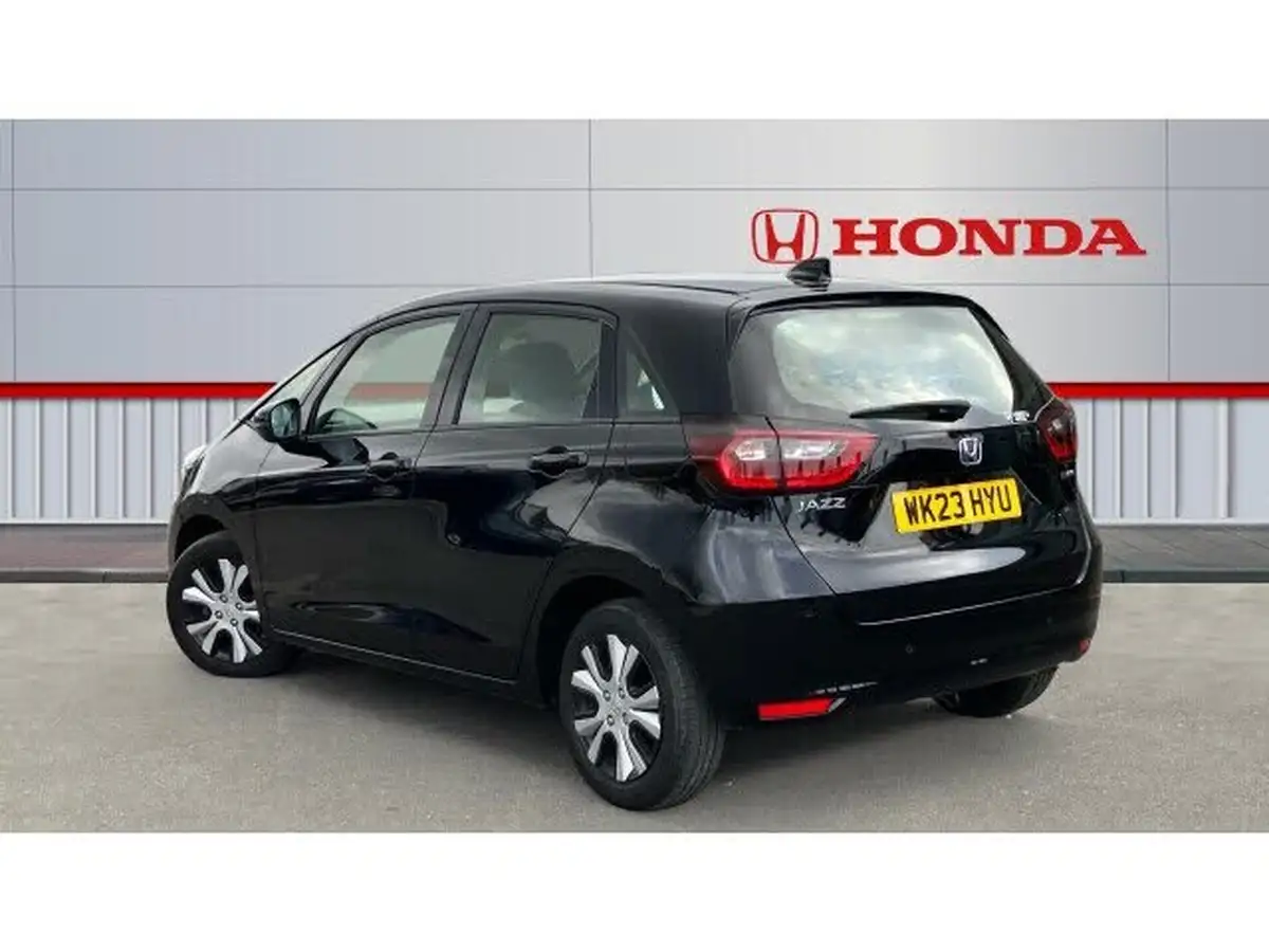 2023-honda-jazz-15-i-mmd-sr-big-2