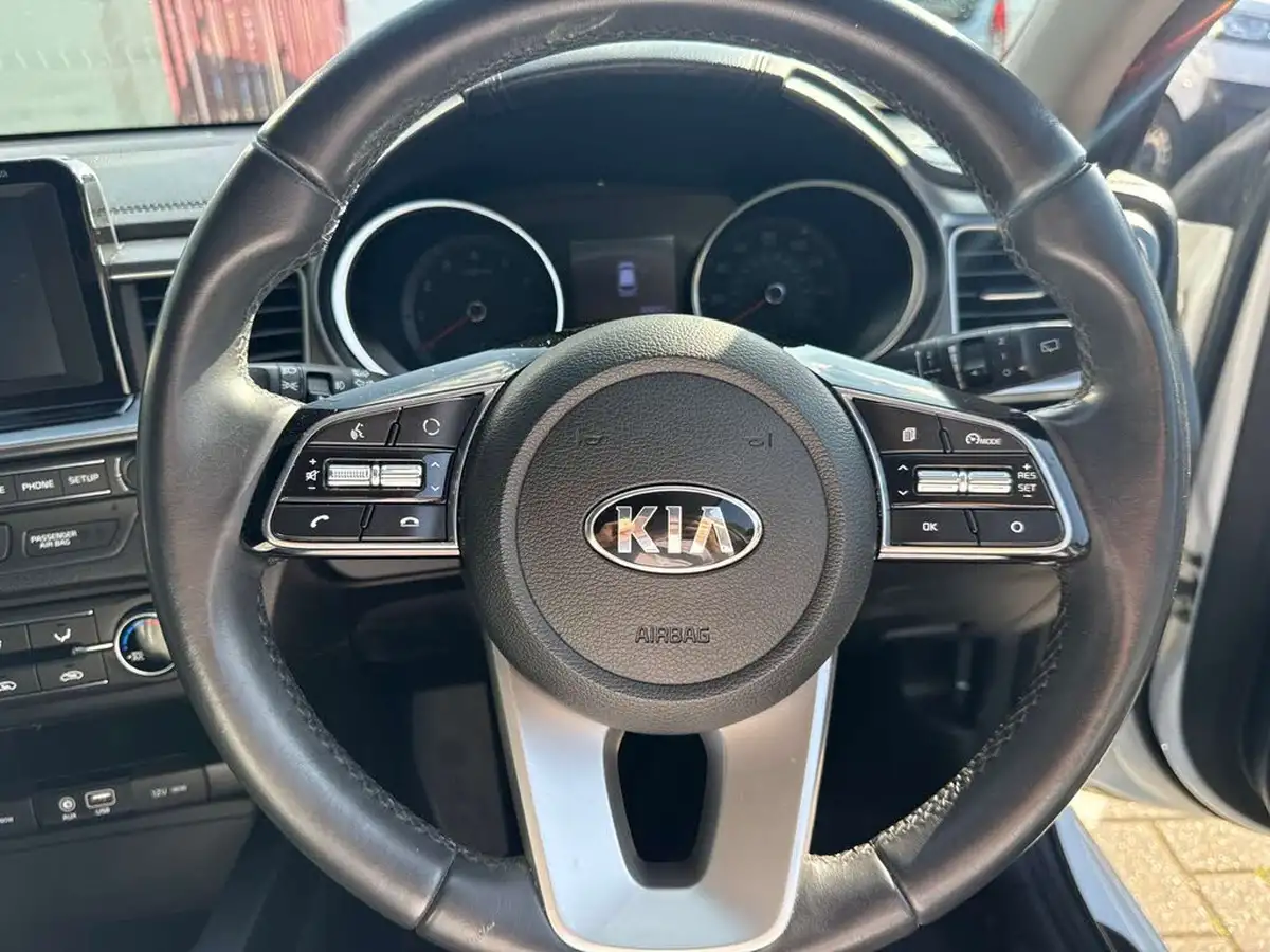 2019-kia-ceed-10-t-gdi-2-eco-hatchback-big-25