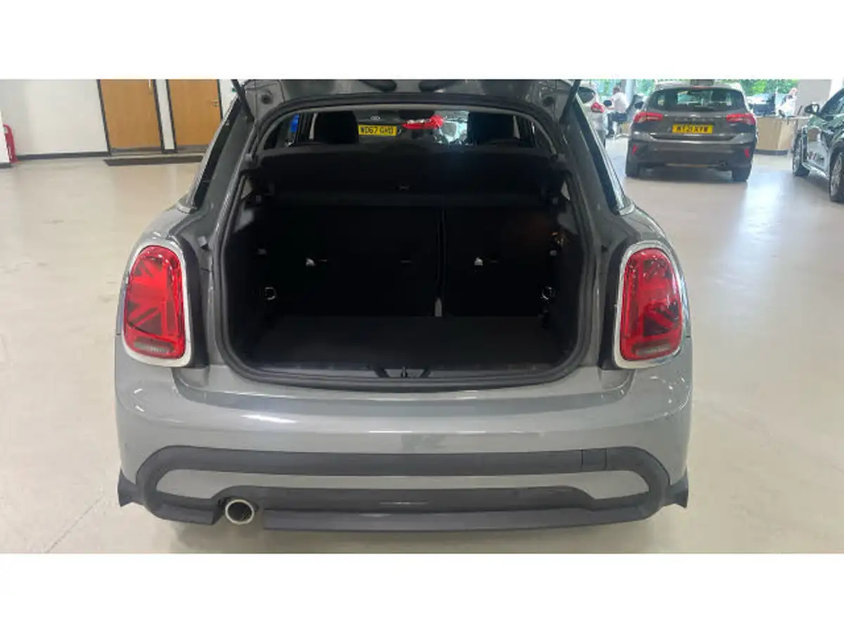 2021-mini-cooper-15-cooper-classic-hatchback-5d-big-3