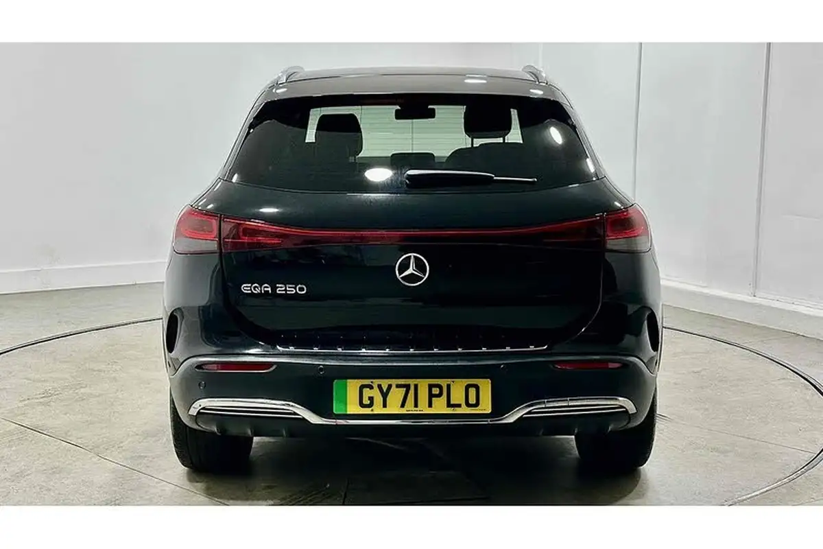 2021-mercedes-benz-eqa-e-eqa-250-amg-line-big-9