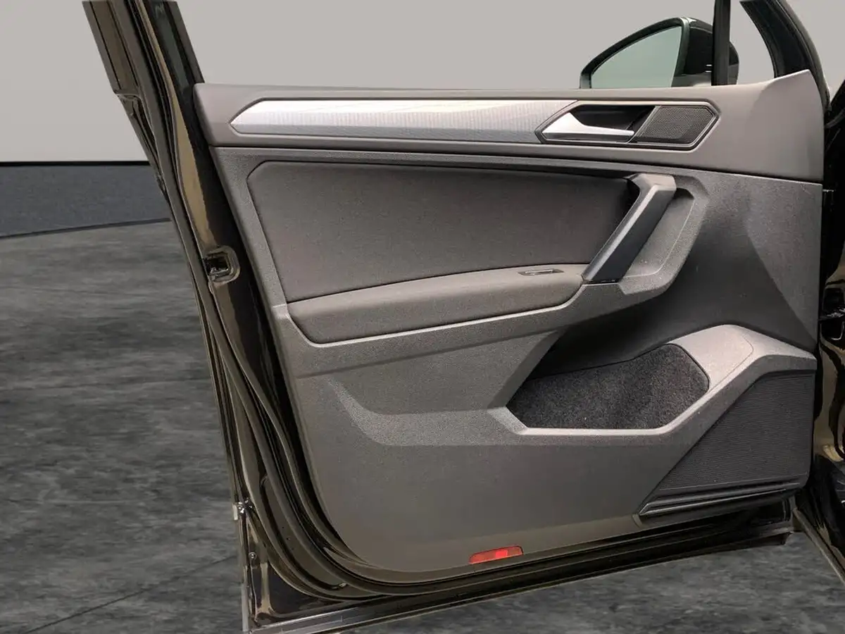 2022-volkswagen-tiguan-20tdi-life-dsg-big-39