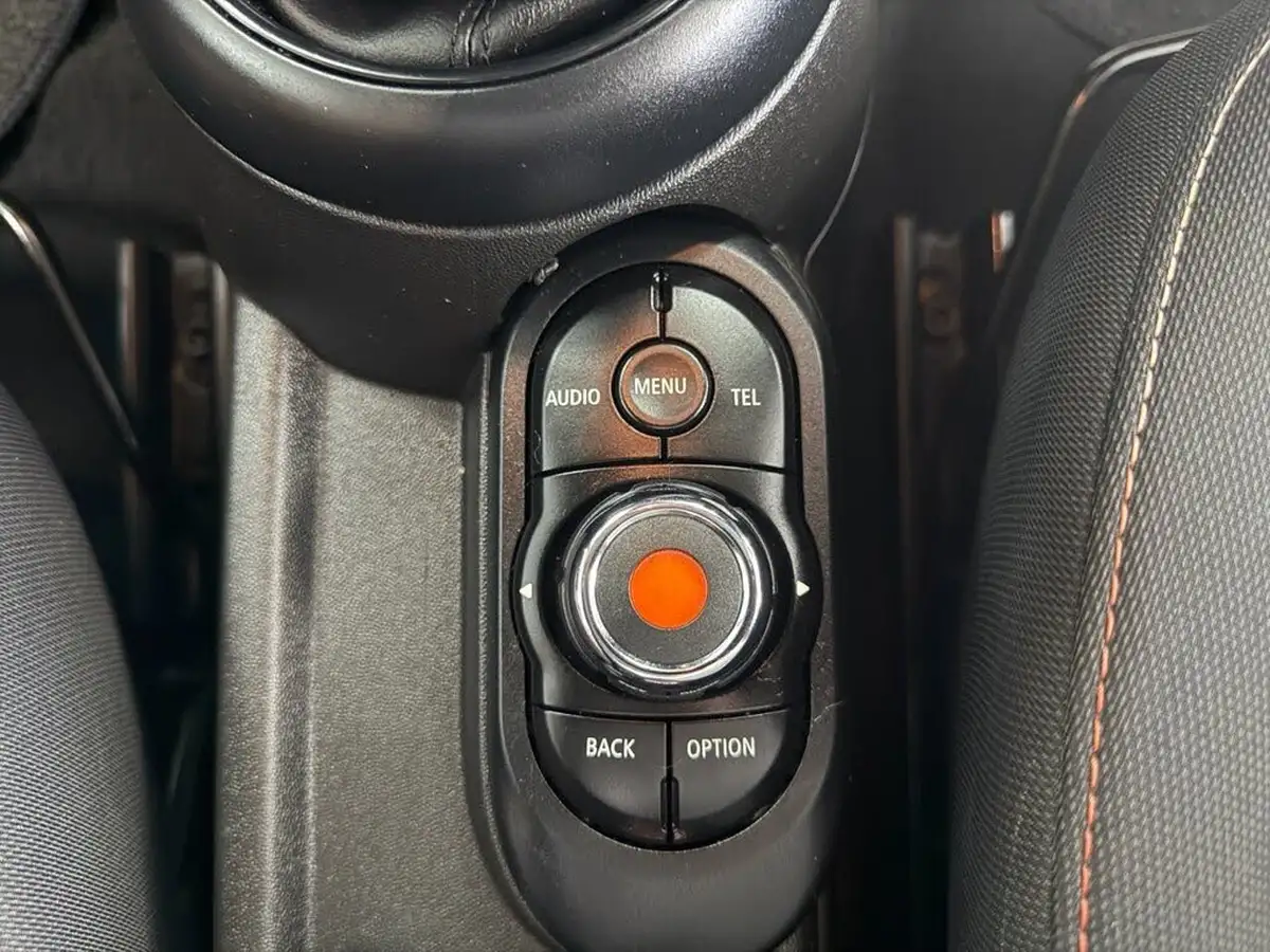 2016-mini-cooper-15-cooper-ss-hatchback-5d-big-40