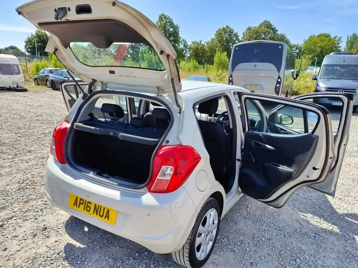 2016-vauxhall-viva-10i-se-big-15
