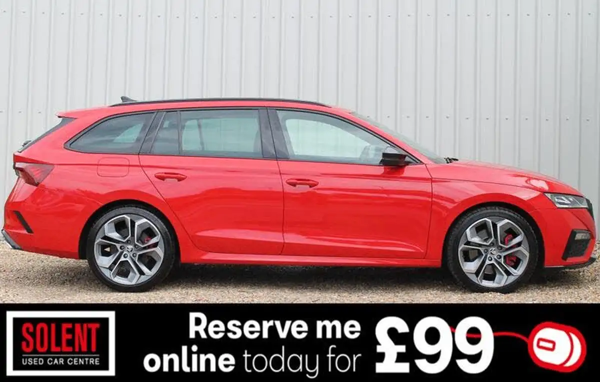 2021-skoda-octavia-20-tsi-vrs-estate-big-1