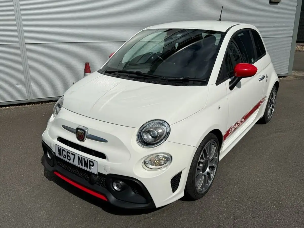 2018-abarth-595-14-tjet-big-5