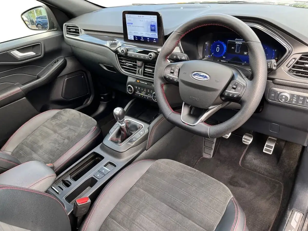 2022-ford-kuga-15-st-line-x-edition-big-4