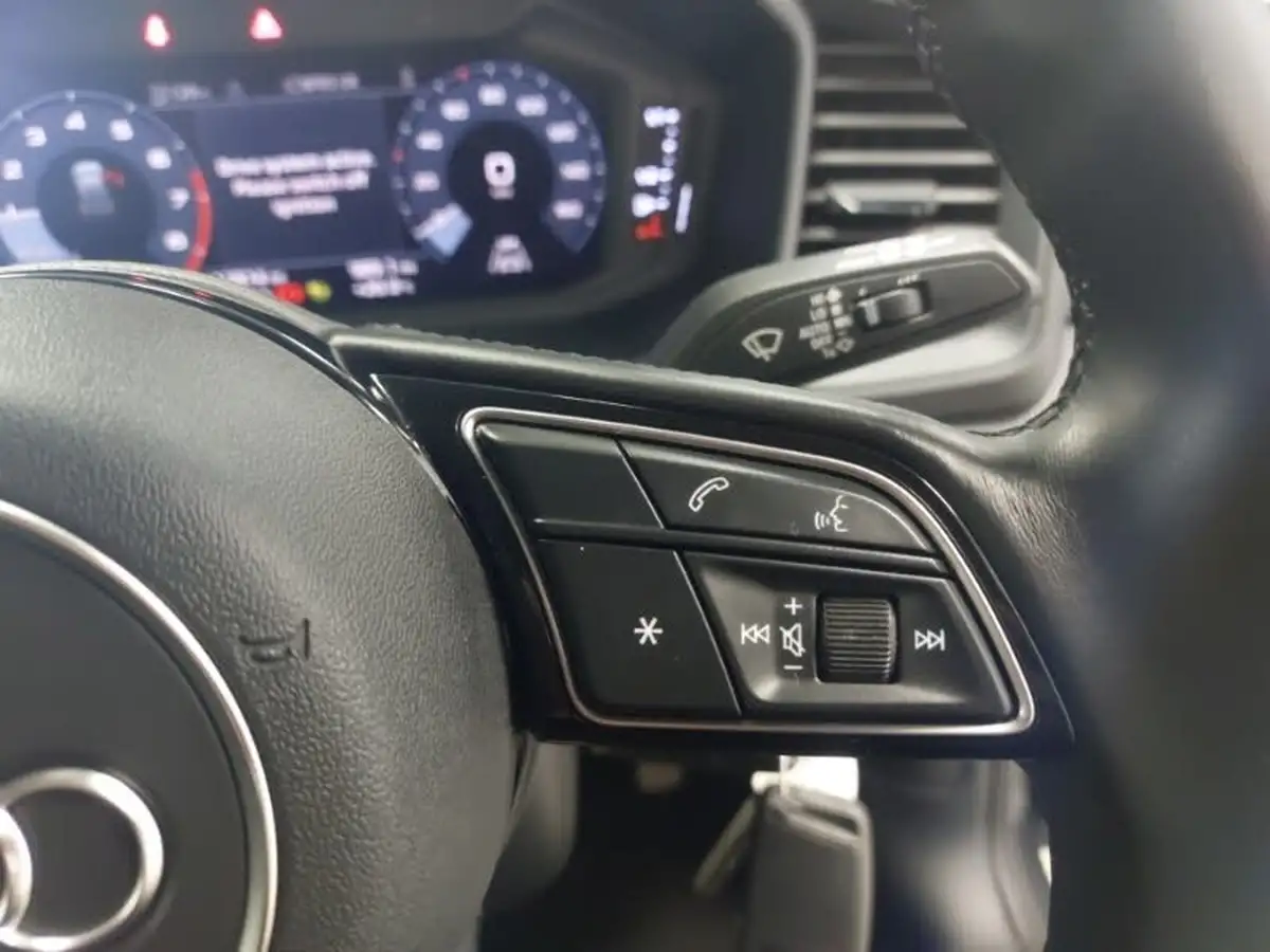 2021-audi-a1-big-12