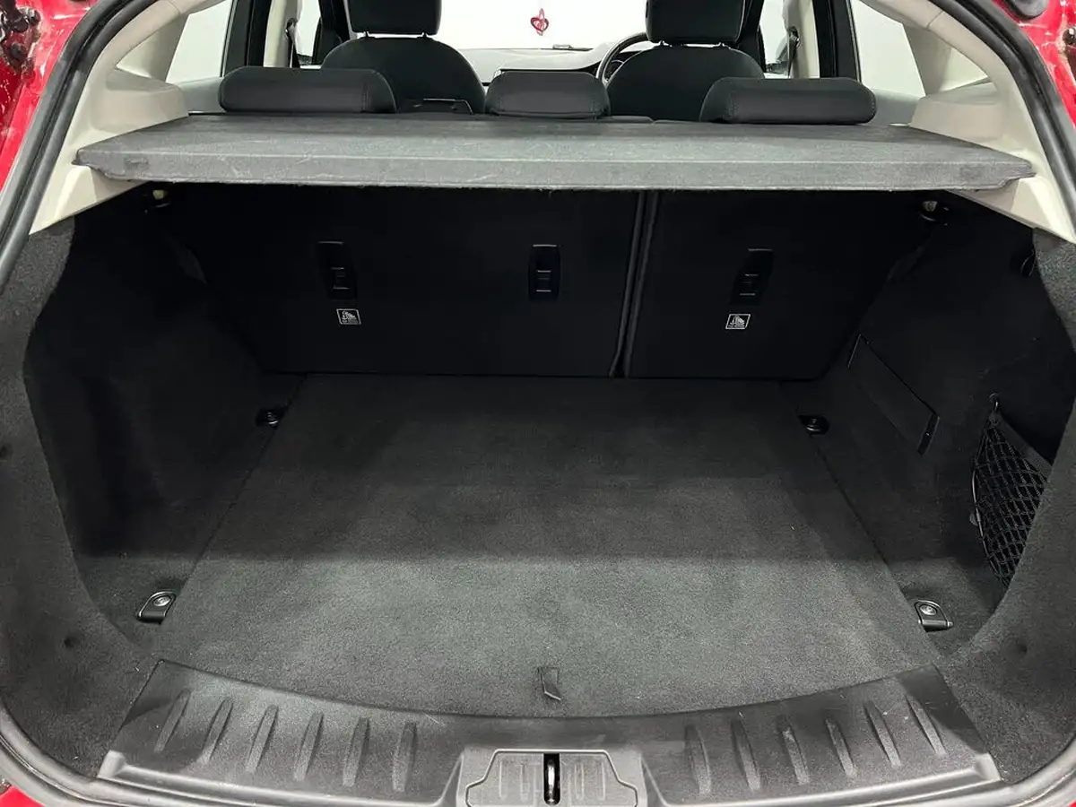 2018-jaguar-e-pace-20-i4d-150ps-ss-big-61