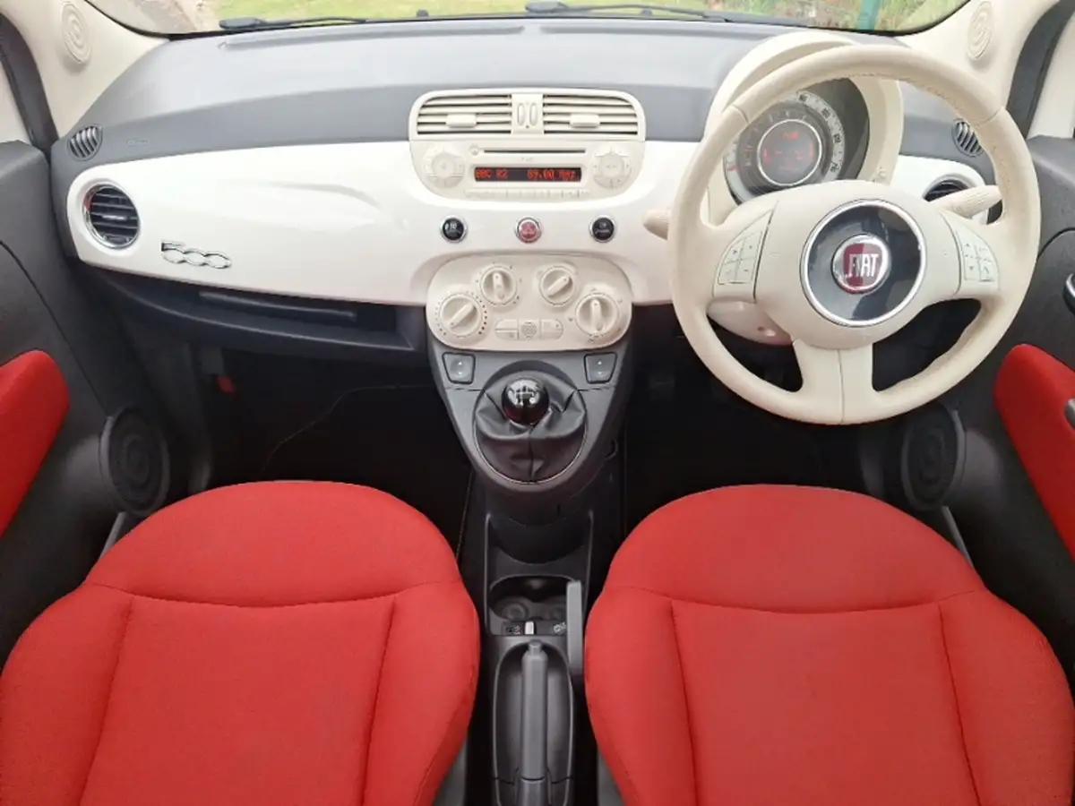 2014-fiat-500-12-lounge-big-2