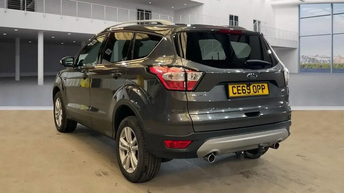 2019-ford-kuga-20tdci-zetec-150ps-awd-ss-powershift-big-2