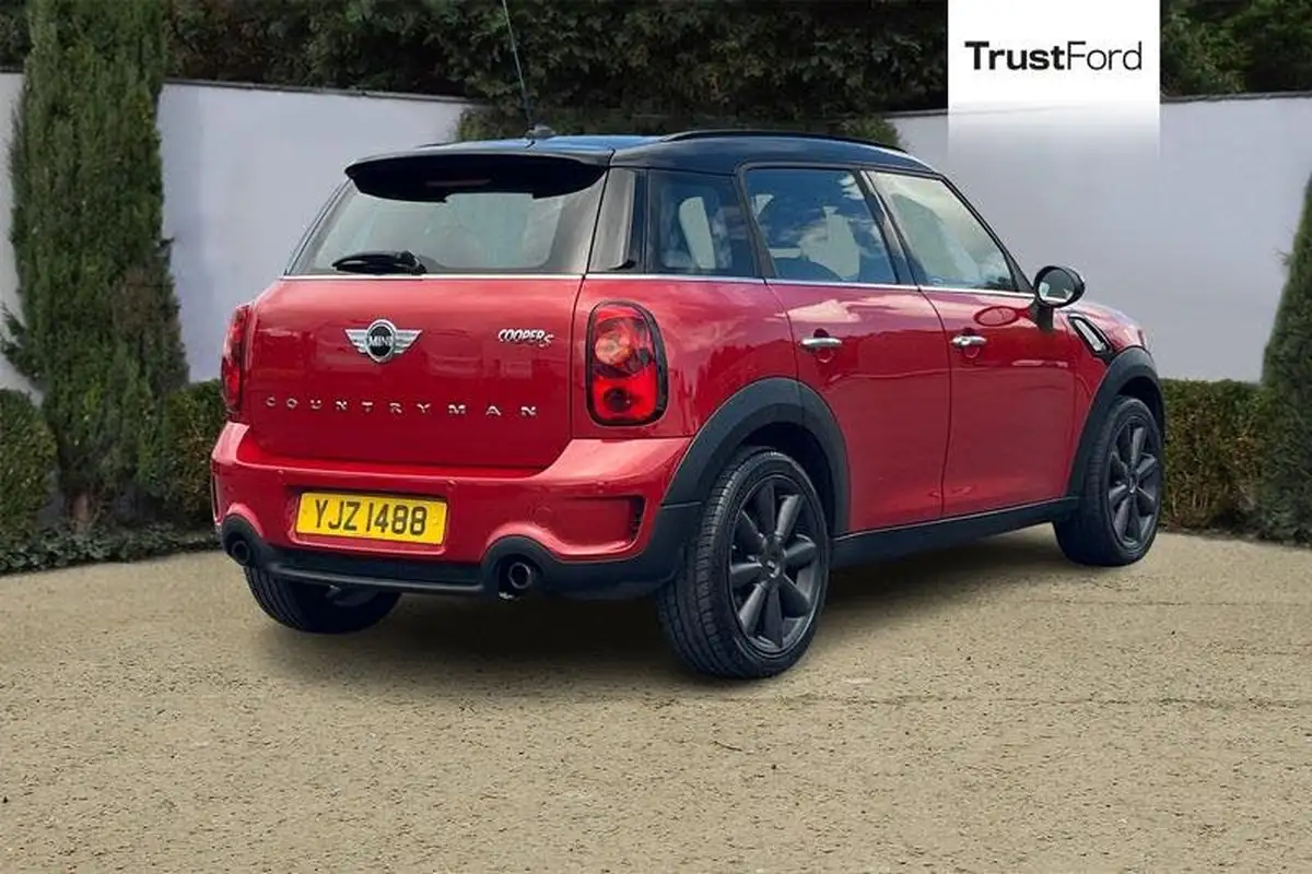 2014-mini-countryman-16-cooper-s-190bhp-big-3