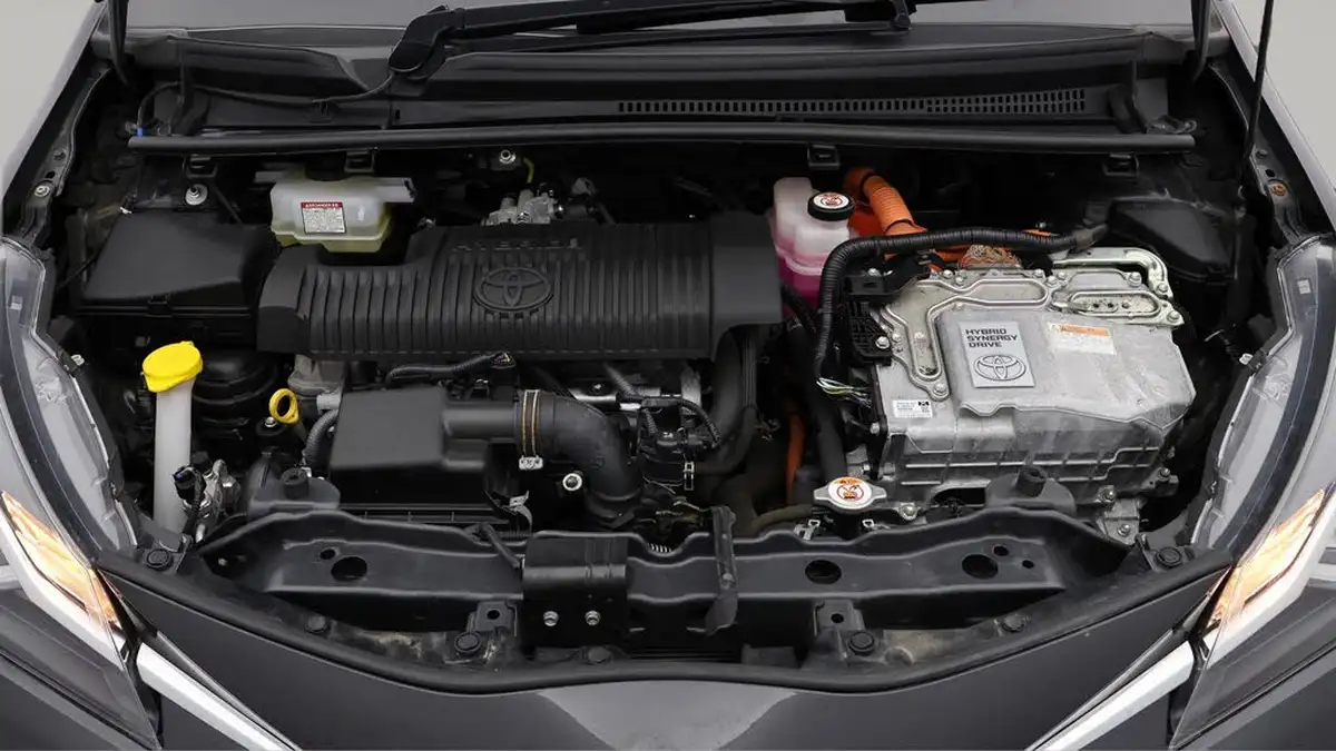 2020-toyota-yaris-15-vvt-i-icon-tech-98bhp-hybrid-1497cc-e-cvt-big-19