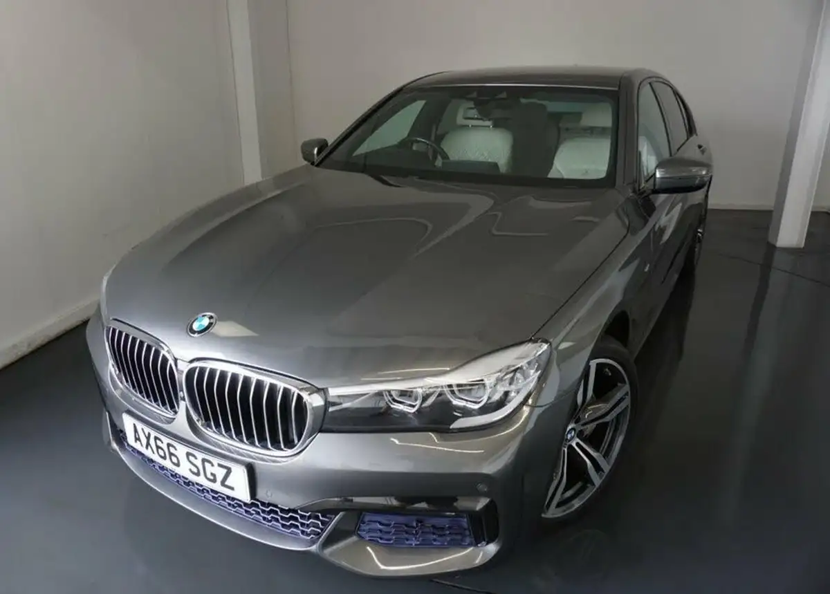 2016-bmw-7-series-30td-740d-m-sport-big-0