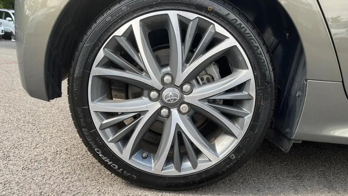 2023-toyota-yaris-15-vvt-i-excel-big-24