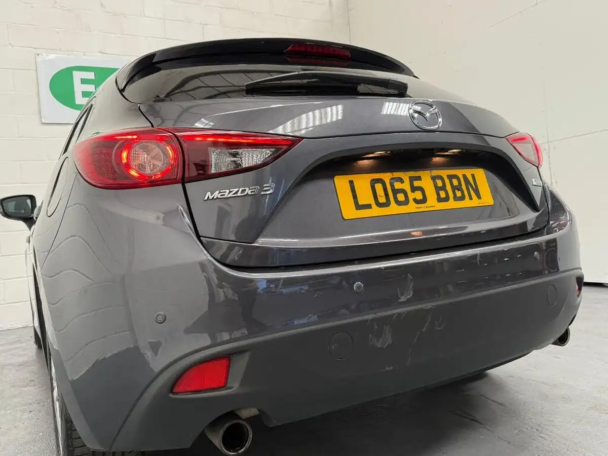 2016-mazda-mazda3-20-se-l-hatchback-5d-big-16