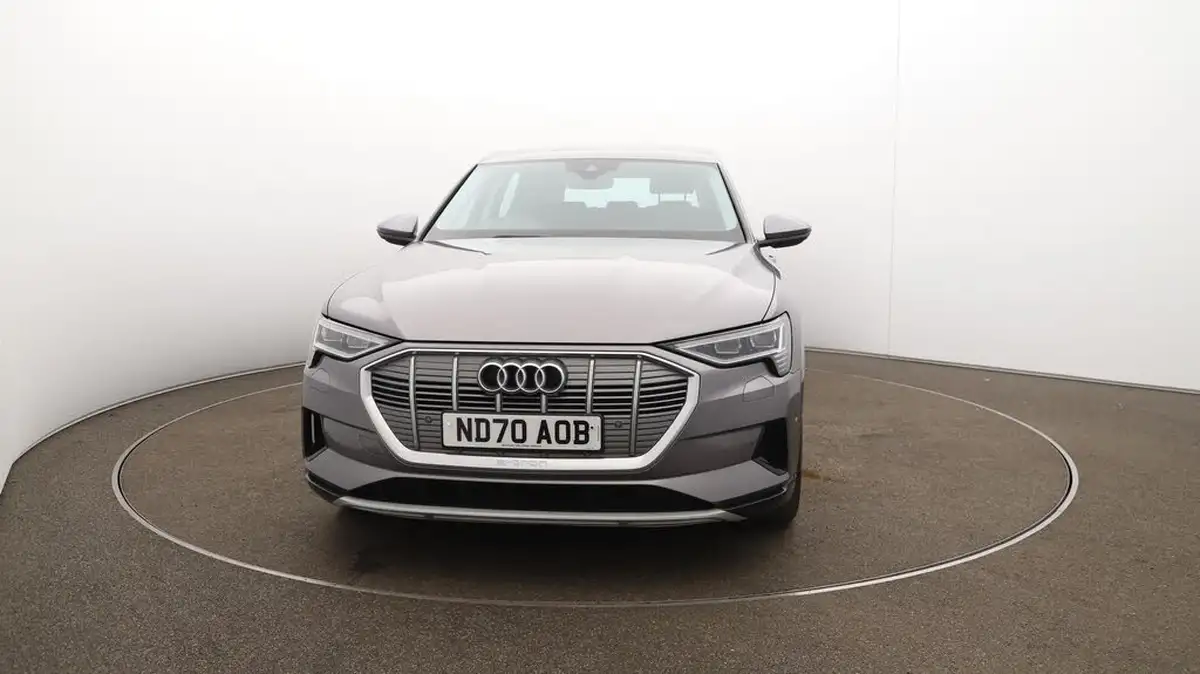 2020-audi-e-tron-50e-technik-big-40
