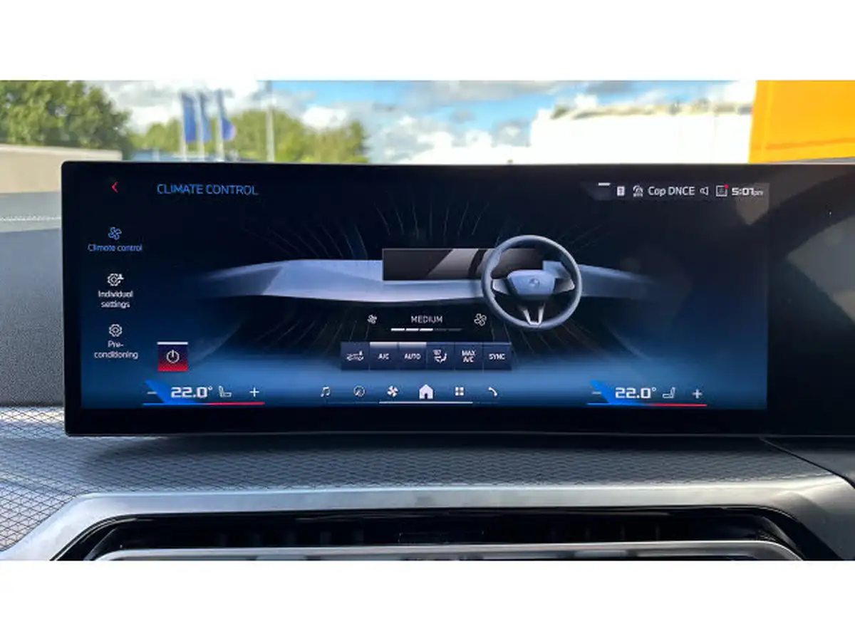 2023-bmw-i4-e-m50-big-44