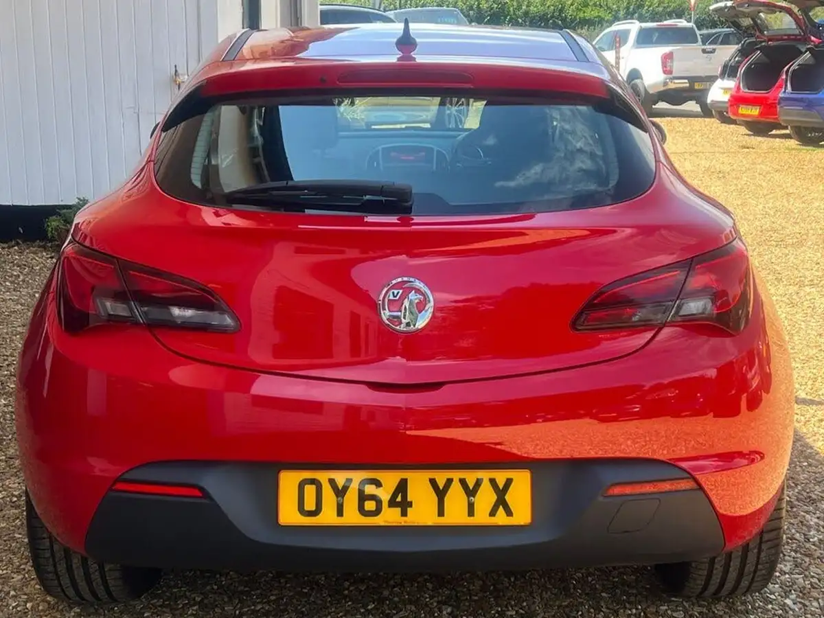 2014-vauxhall-gtc-14-sport-120ps-ss-big-7