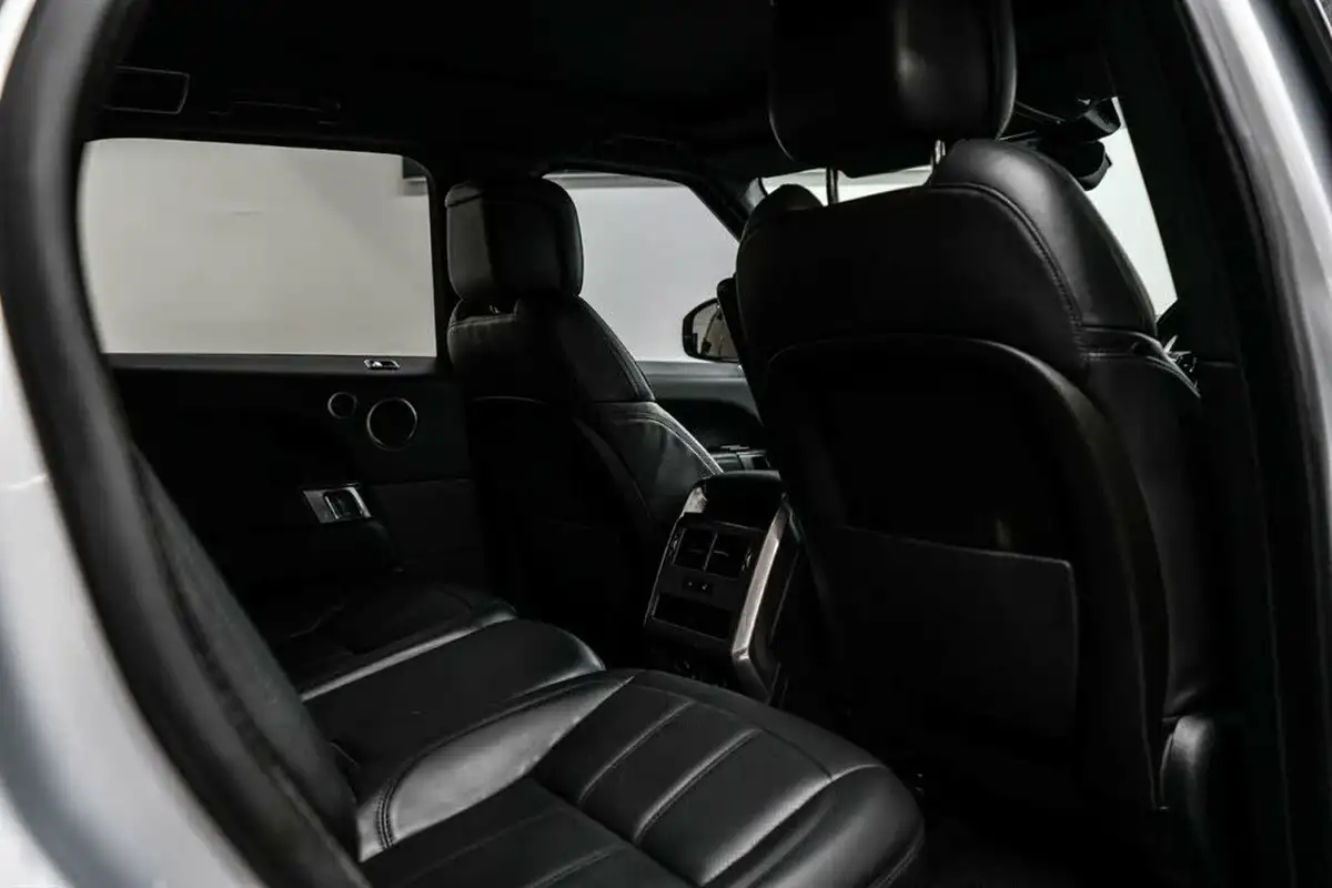 2018-land-rover-range-rover-sport-30-sdv6-hse-dynamic-big-16