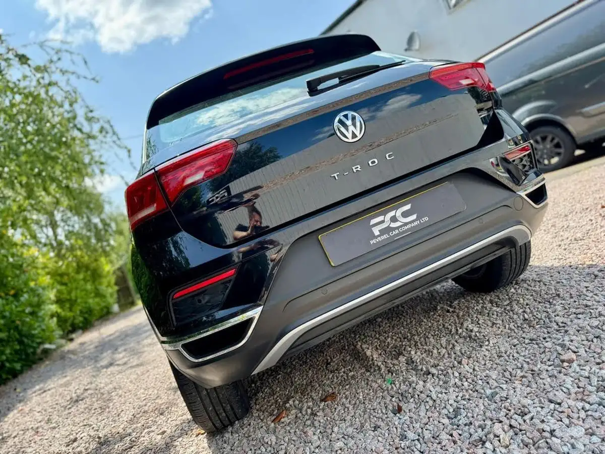 2020-volkswagen-t-roc-15-tsi-se-big-36