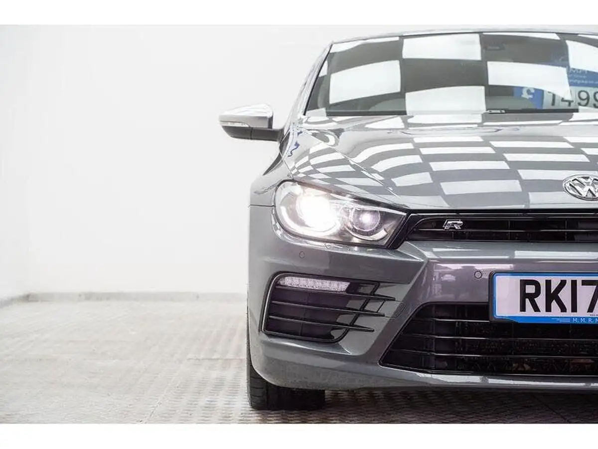 2017-volkswagen-scirocco-20-tsi-r-bmt-big-4