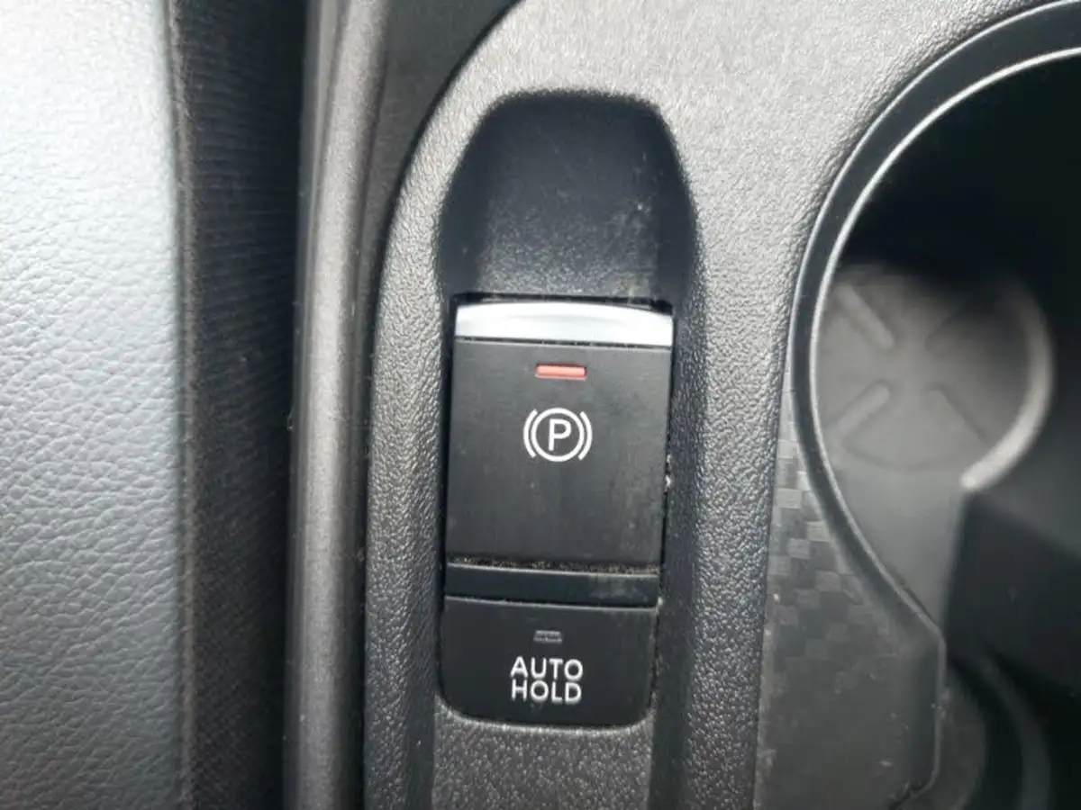2023-nissan-juke-10-dig-t-n-connecta-big-18
