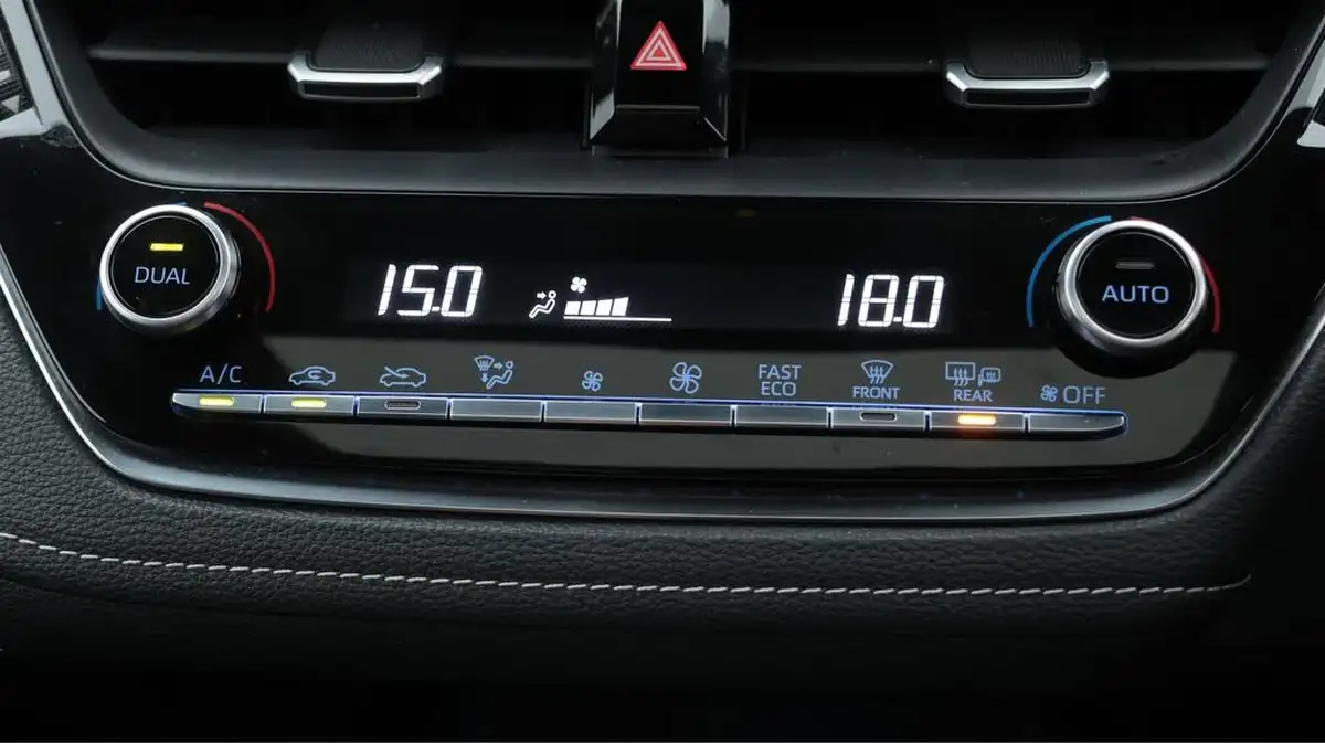 2021-toyota-corolla-18-vvt-i-design-spare-wheel-hatchback-5d-big-12
