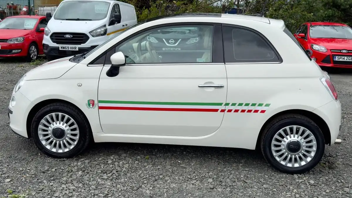 2014-fiat-500-12-lounge-ss-dualogic-big-13