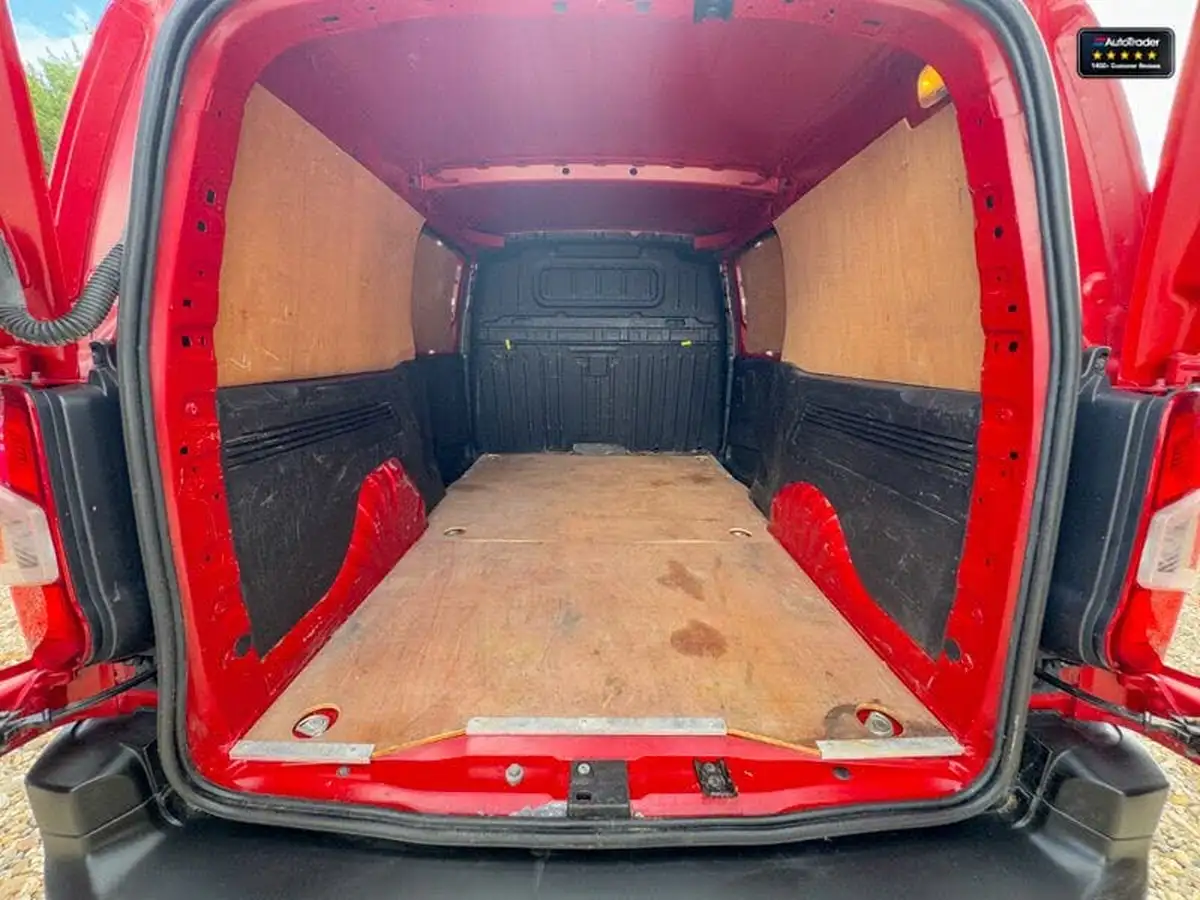 2019-citroen-berlingo-15bluehdi-950-enterprise-130pseu6dt-e-ss-panel-big-8