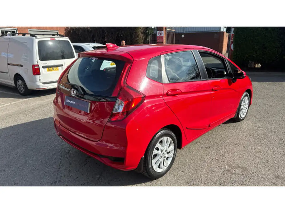 2018-honda-jazz-13-i-vtec-se-navi-big-33