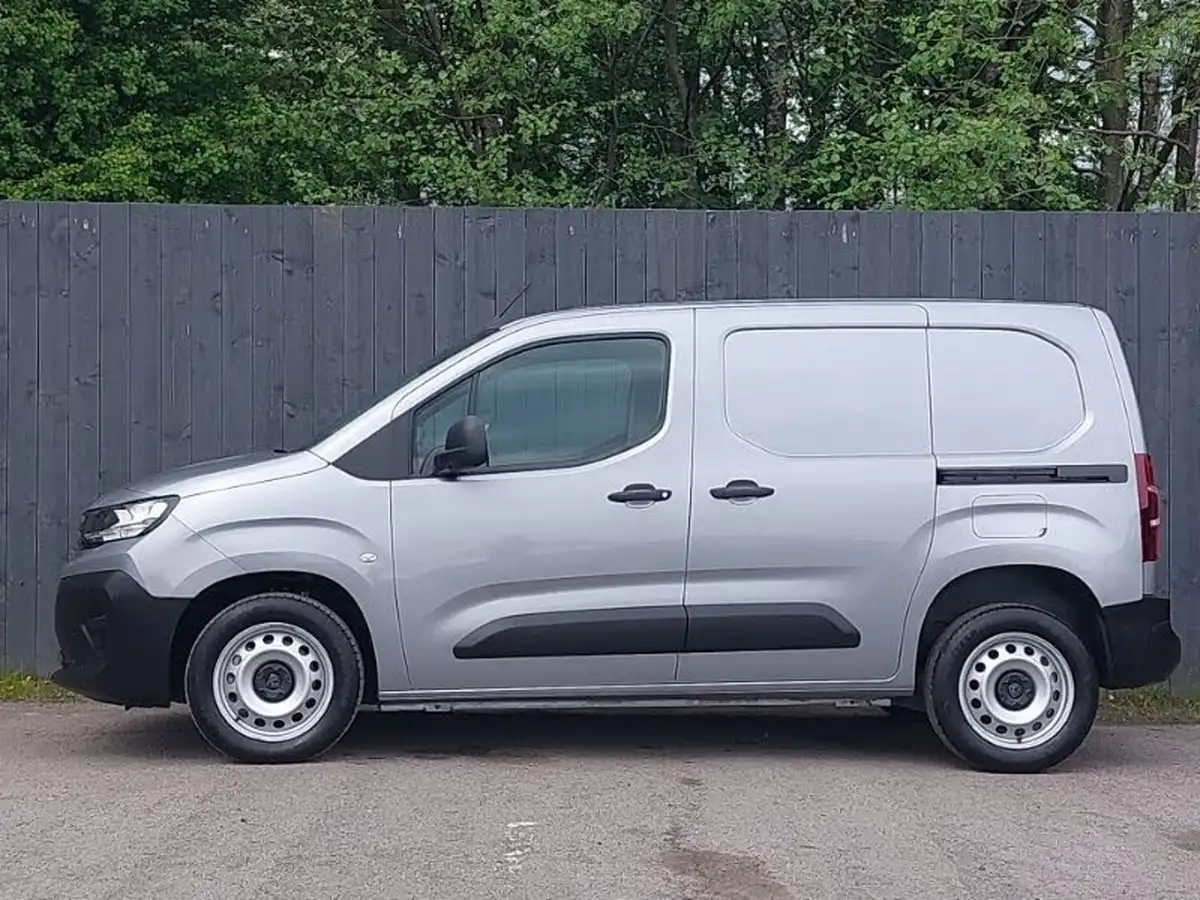 2024-peugeot-partner-15-bluehdi-professional-100pseu6d-big-3