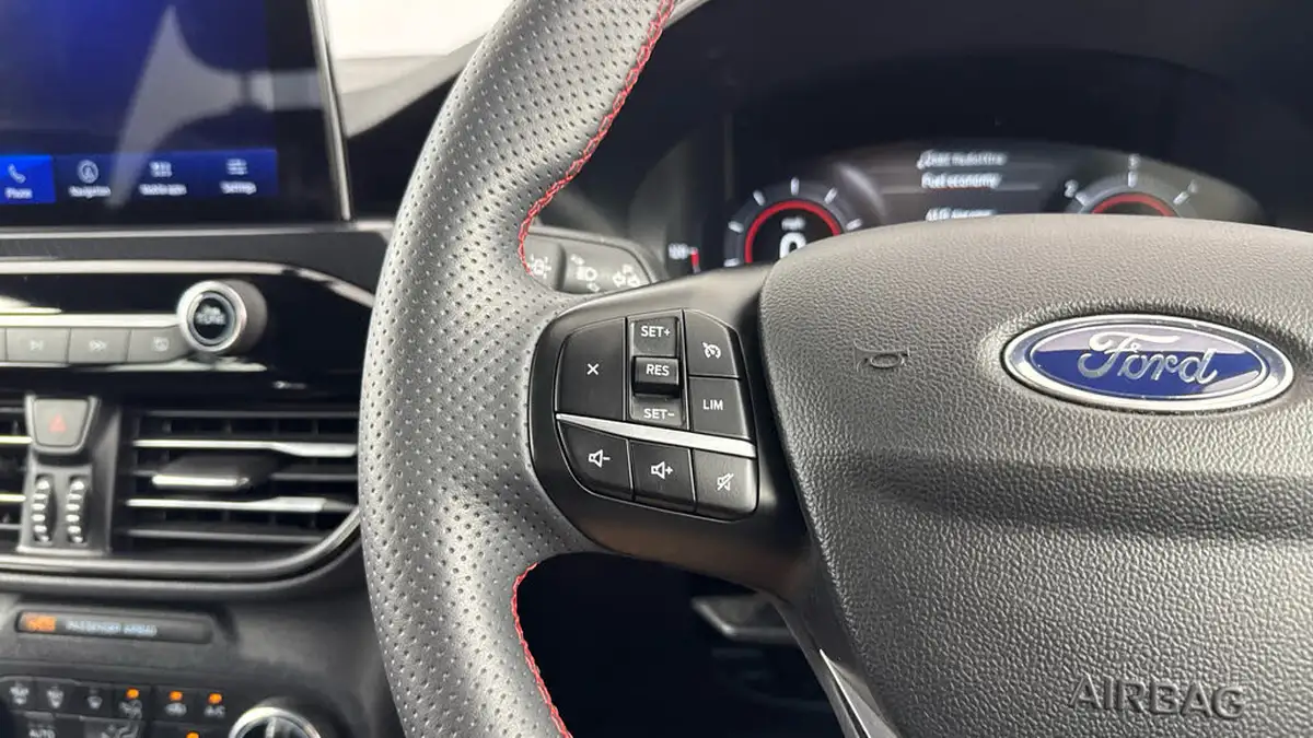 2021-ford-kuga-15-st-line-edition-big-24