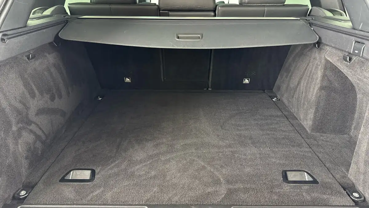 2021-land-rover-range-rover-sport-30-d300-hse-silver-big-14