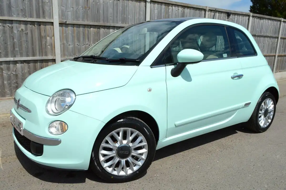 2015-fiat-500-12-lounge-ss-big-15