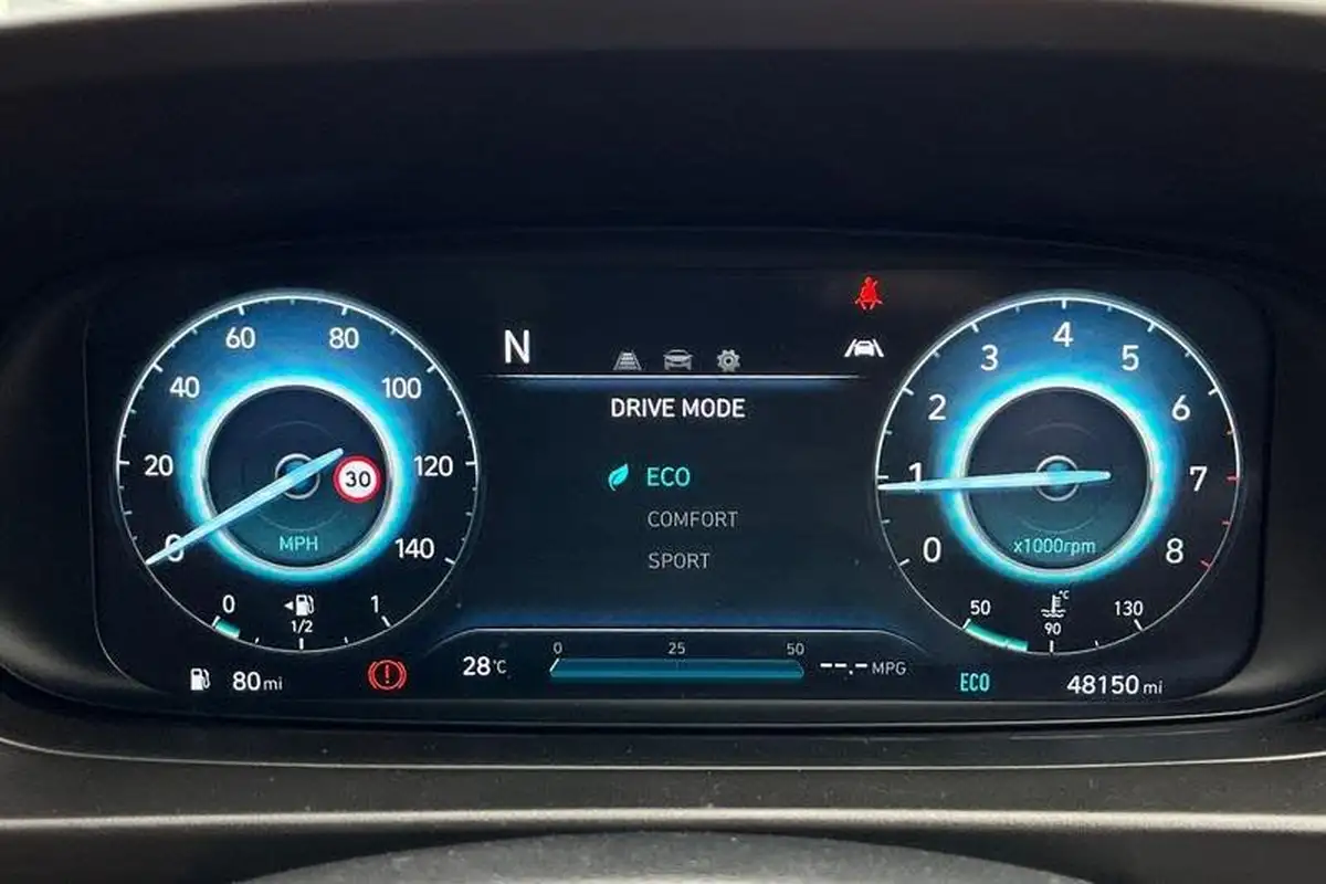 2021-hyundai-i20-10-t-gdi-se-connect-eclutch-imt-big-26
