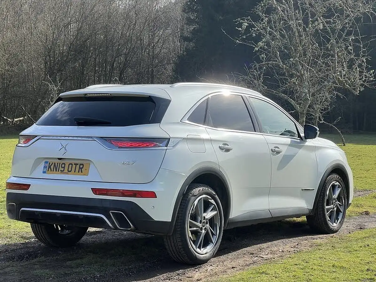 2019-ds-ds-7-crossback-16-puretech-prestige-225ps-big-14