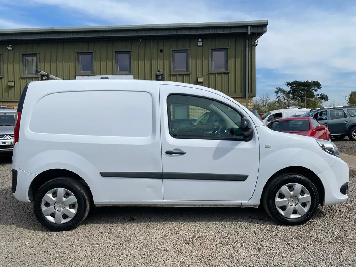 2015-citroen-berlingo-16td-l1-625-lx-16hdi-75-panel-1560cc-big-17