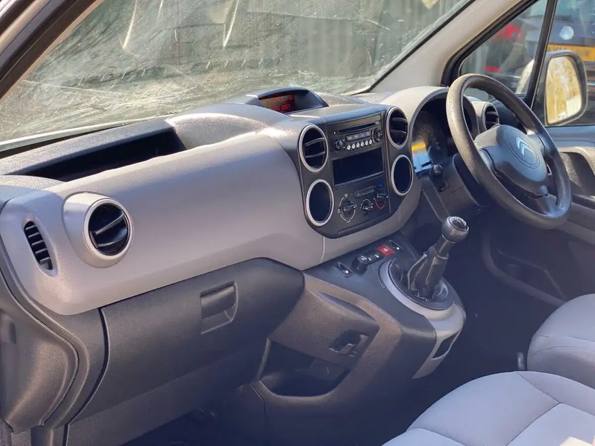 2015-citroen-berlingo-16td-l1-625-lx-16hdi-75-panel-1560cc-big-41