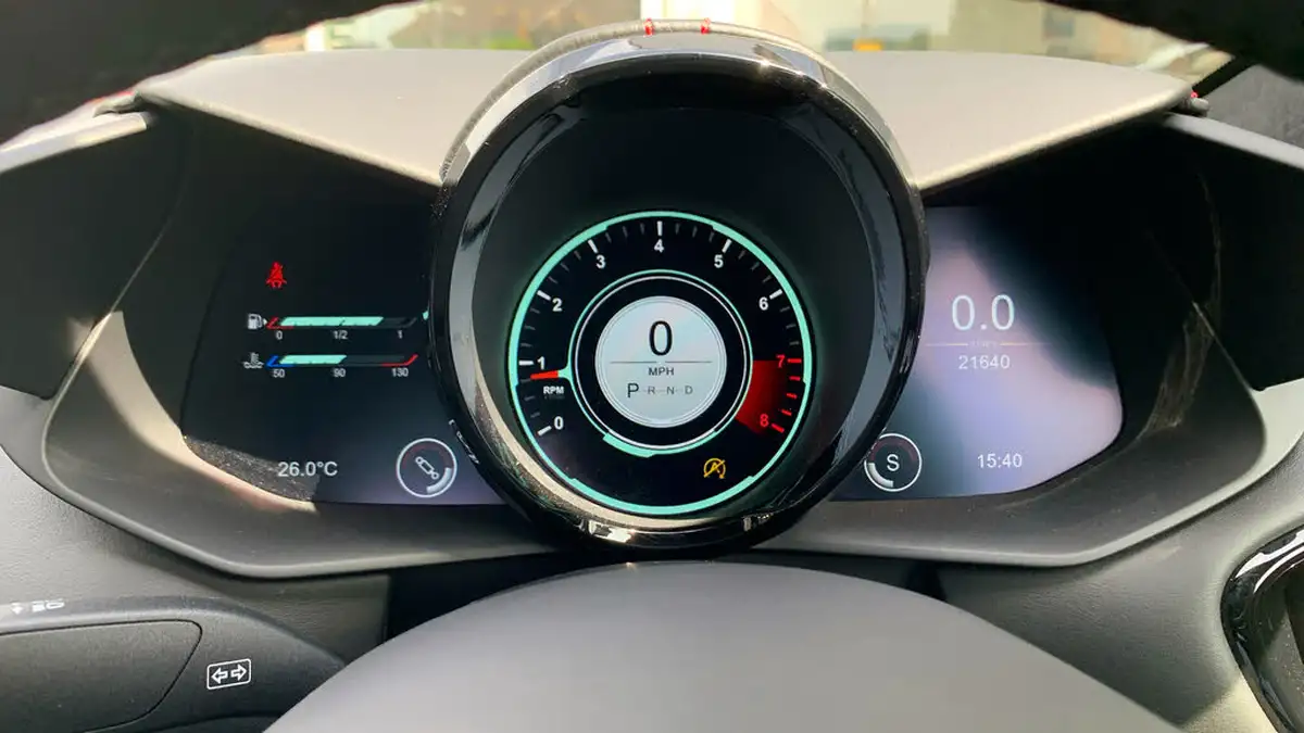2019-aston-martin-vantage-40-v8-vantage-big-5