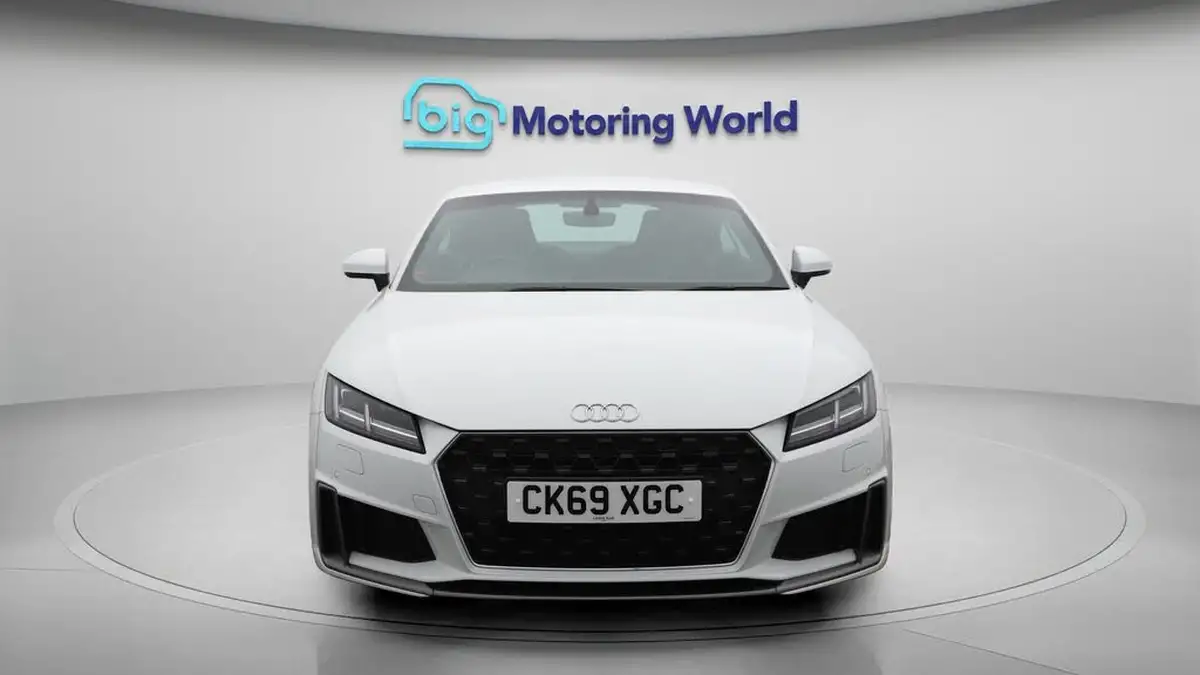 2019-audi-tt-coupe-20-40-tfsi-s-line-big-2