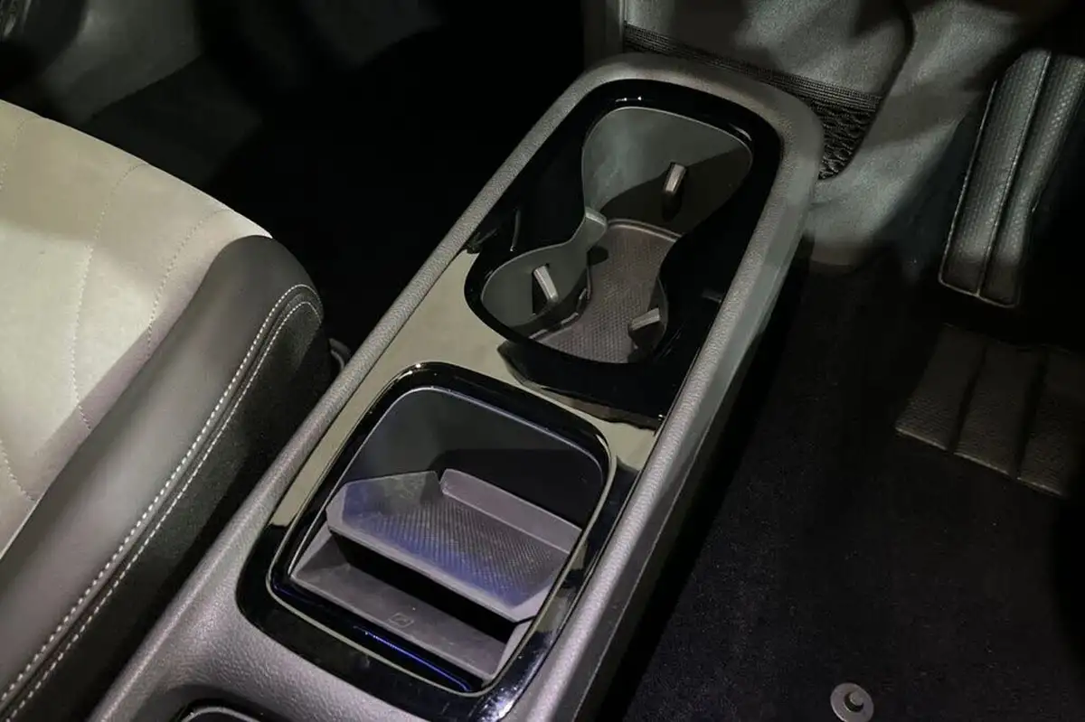2022-volkswagen-id3-e-life-204ps-58kwh-pro-performance-big-35
