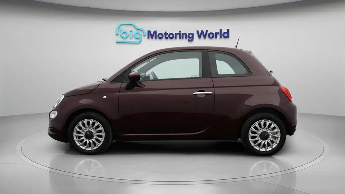 2020-fiat-500-10-lounge-big-4
