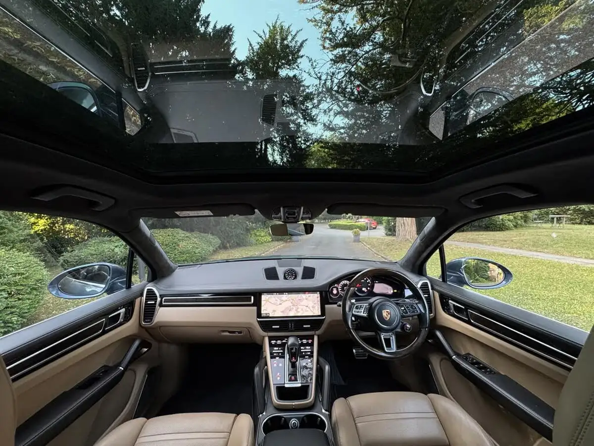 2018-porsche-cayenne-40-v8-turbo-big-10