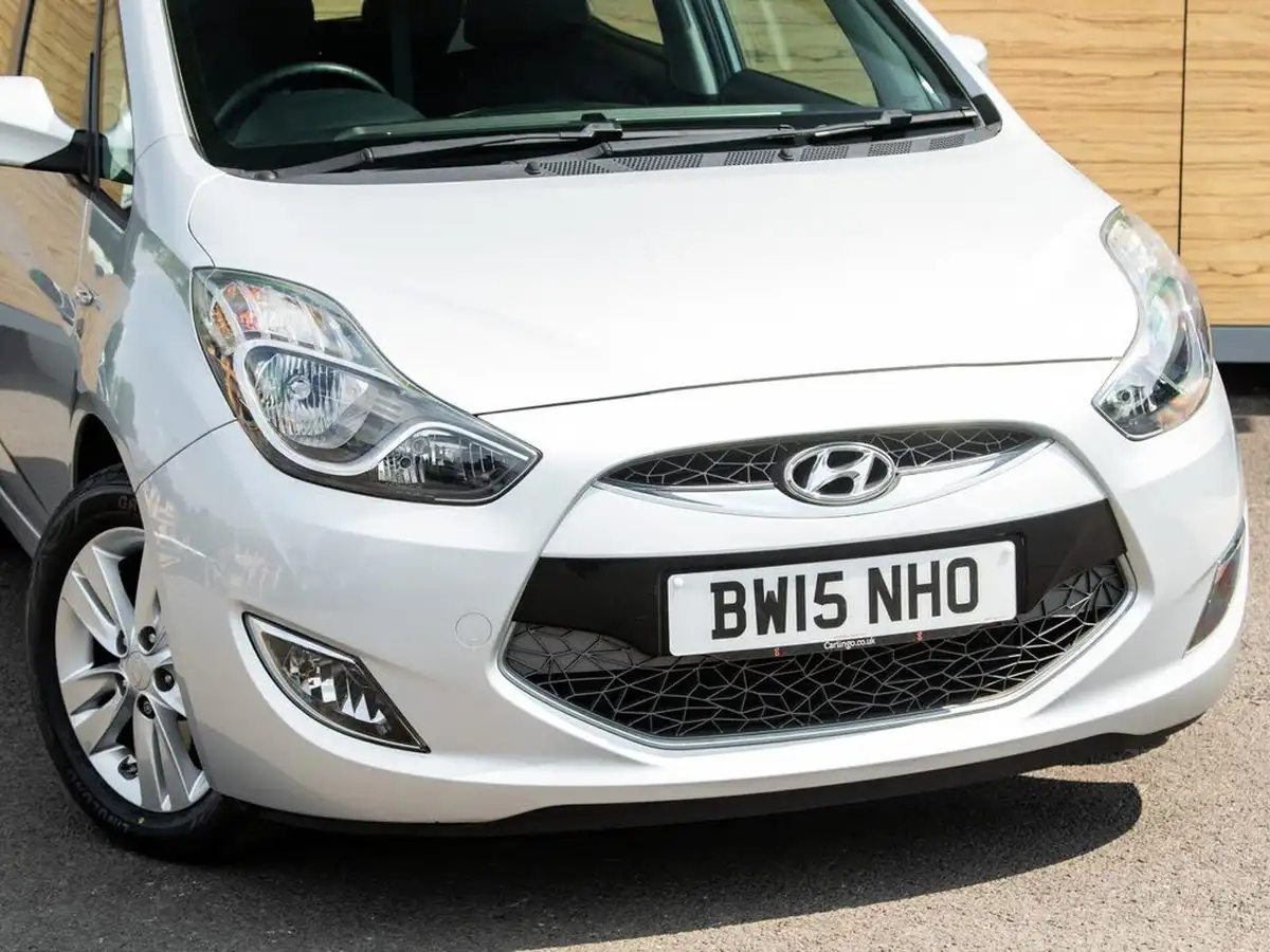 2015-hyundai-ix20-16-active-big-9